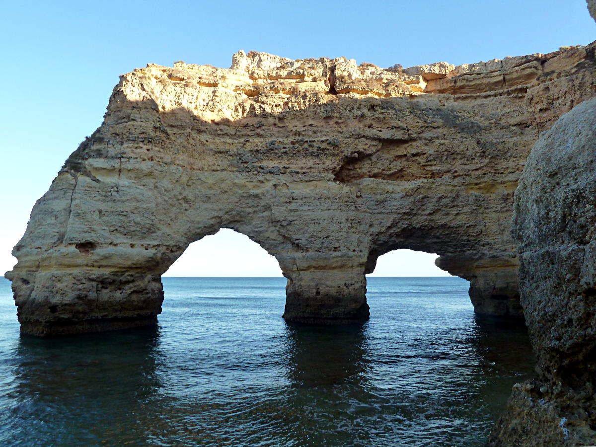 Praia Marinha - Arco Natural