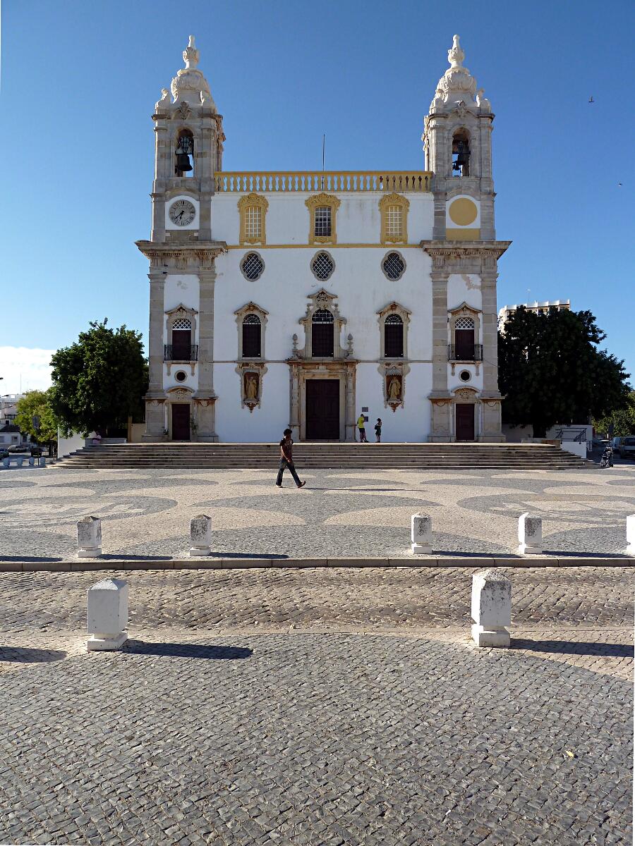 Faro - Igreja do Carmo (1713)