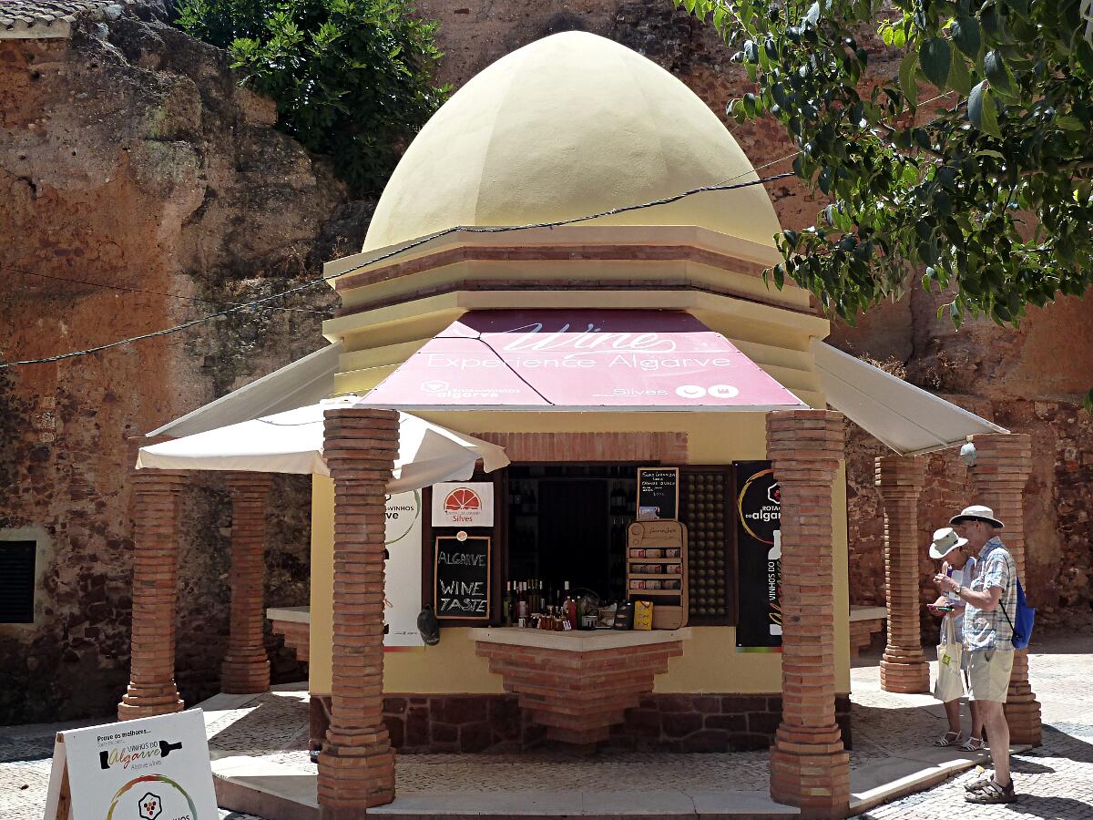 Silves - Largo do Municipio (Weinkiosk)