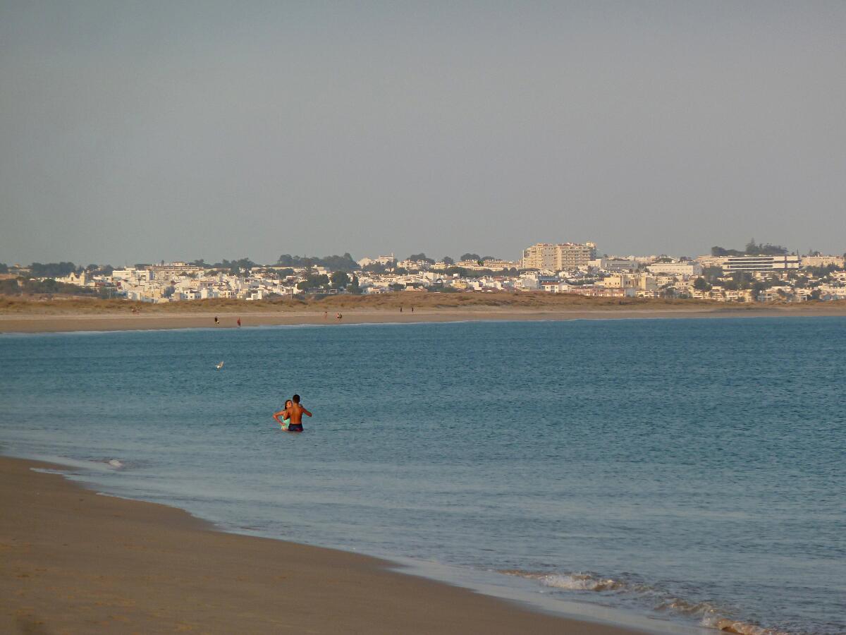 Lagos - Meia Praia (im Hintergrund Alvor)
