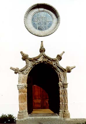 Kirchenportal in Monchique