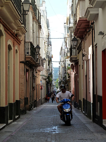 C�diz - Calle Sacramento