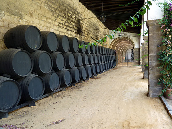 Jerez de la Frontera - Bodega Gonz�les Byass (Catedral del Brandy)