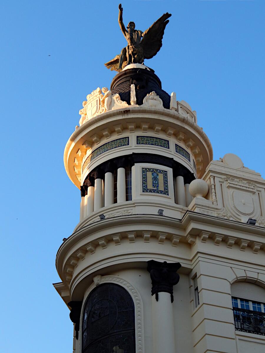 Plaza de las Tendillas - Edificio La Uni�n y el F�nix (1927)
