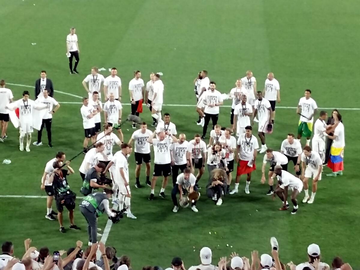 Estadio Ram�n S�nchez Pizju�n - 00.23 Uhr