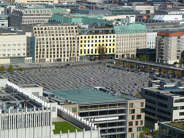 Potsdamer Platz - Blickrichtung Nordost vom Kohlhoff-Tower (Holocaust-Mahnmal)