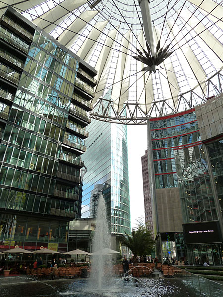 Potsdamer Platz - SonyCenter (Forum)