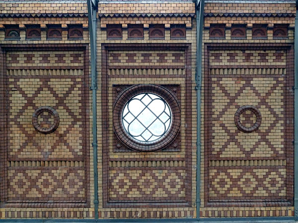 Hackescher Markt - Mauerdetail S-Bahnhof