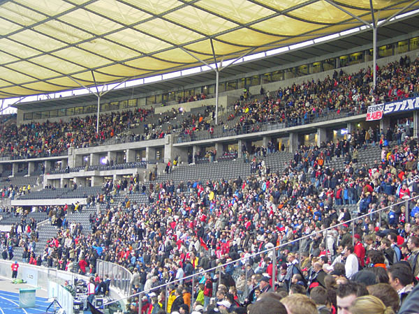 Olympiastadion - Ehrentribne (Pokalfinale)