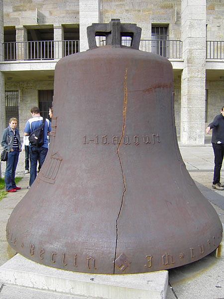 Olympiastadion - Olympiaglocke