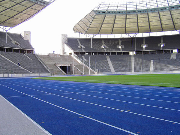 Olympiastadion - Innenraum (Blickrichtung Nordwest)