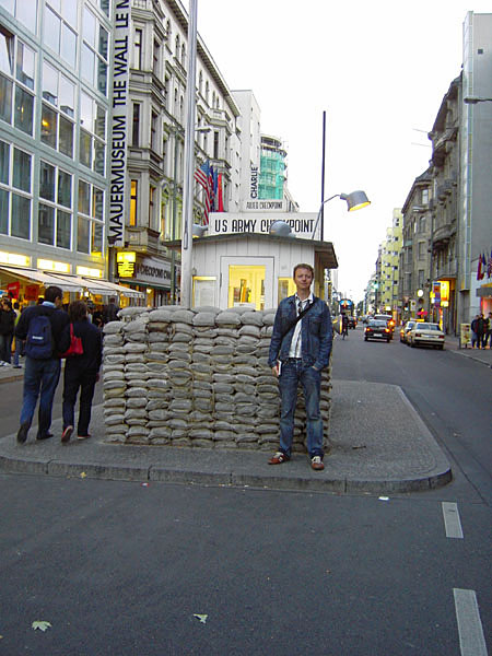 Friedrichstrae - Checkpoint Charlie