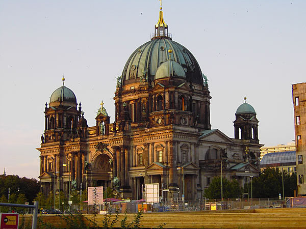 Karl-Liebknecht-Strae - Berliner Dom