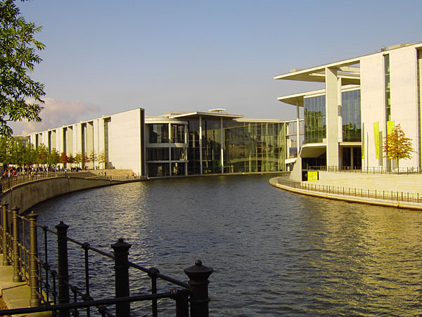 Paul-Lbe- und Marie-Elisabeth-Lders-Haus