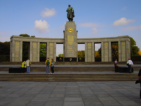 Sowjetisches Ehrenmal