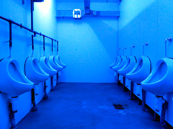 Kurfrstendamm - Mehrzweckbunker Kudamm-Karree (Toilettenanlage)