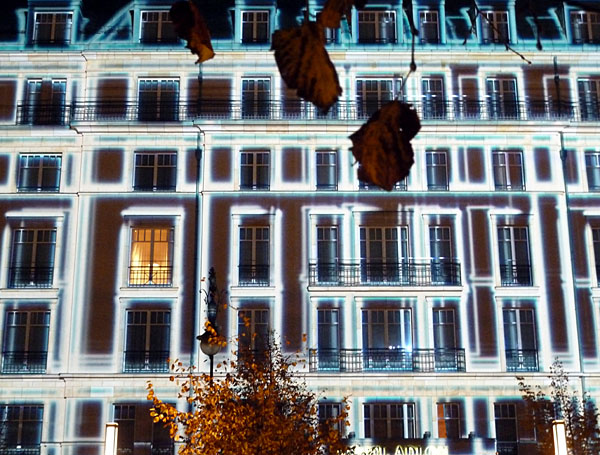 Unter den Linden - Hotel Adlon (Installation zum 'Festival of Lights')