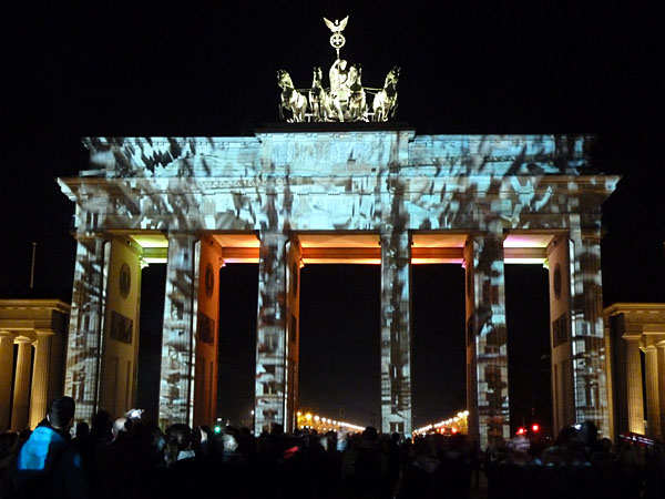 Pariser Platz - Brandenburger Tor (Installation zum 'Festival of Lights')