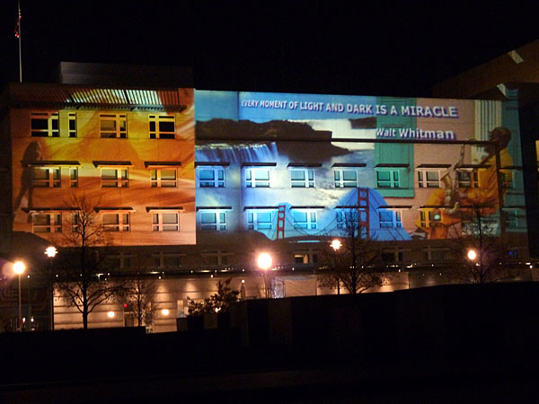 Behrenstrae - Amerikanische Botschaft (Installation zum 'Festival of Lights')