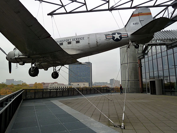 Deutsches Technikmuseum - Douglas C-47 'Skytrain' ('Rosinenbomber', 1945)