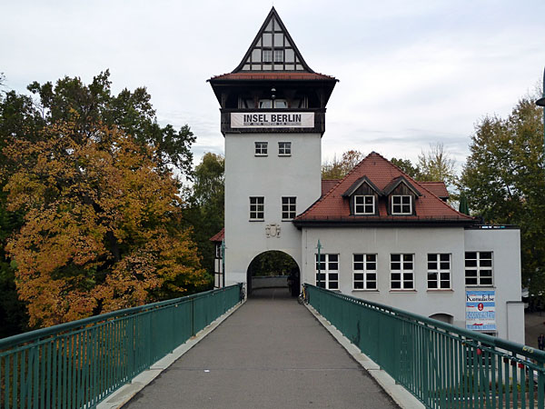 Insel der Jugend - Abteibrcke mit Torgebude (1915-16)