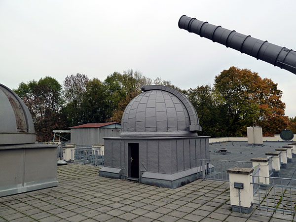 Archenhold-Sternwarte (1896) - Dach mit Kuppel