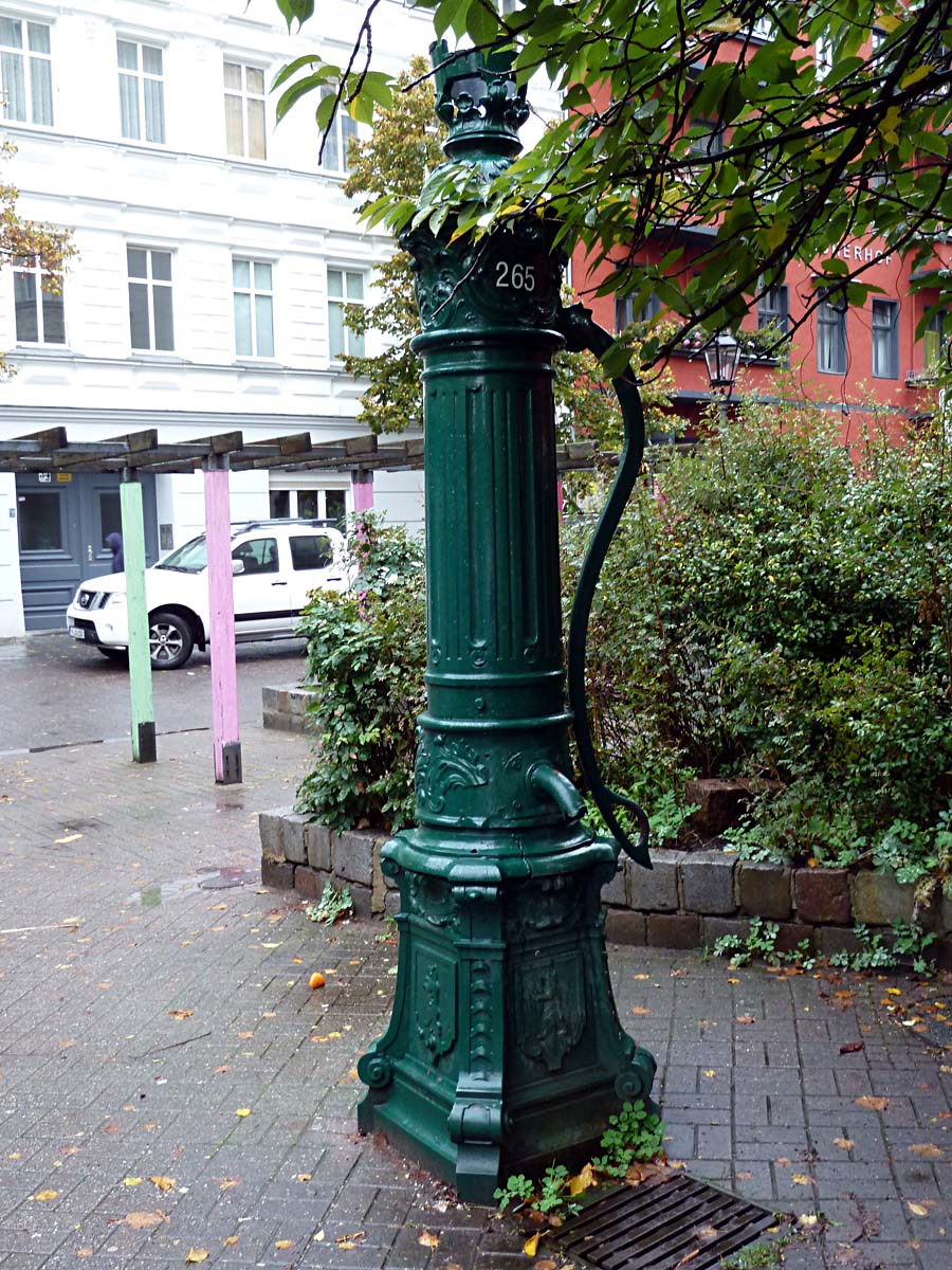 Malplaquet-/Liebenwalder Strae - Schwengelpumpe