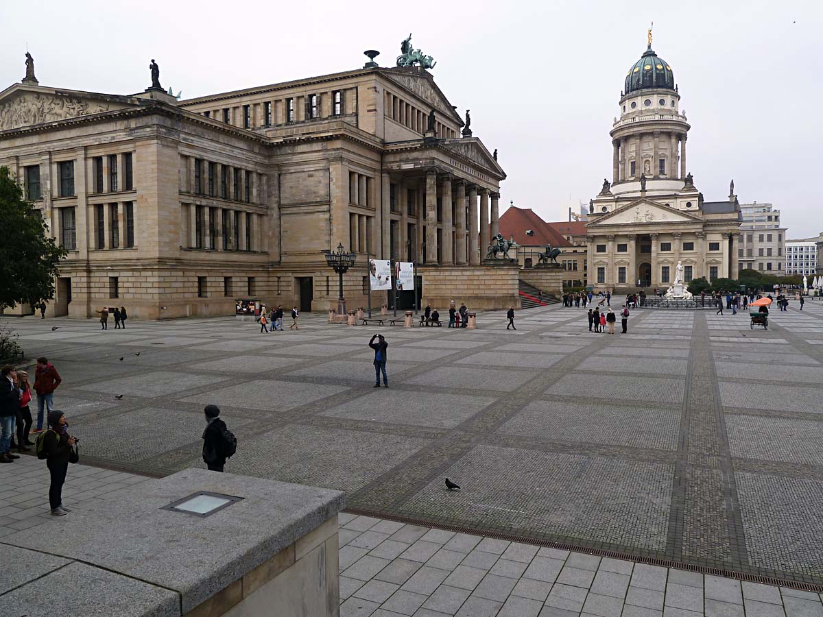 Gendarmenmarkt - Schauspielhaus und Franzsischer Dom