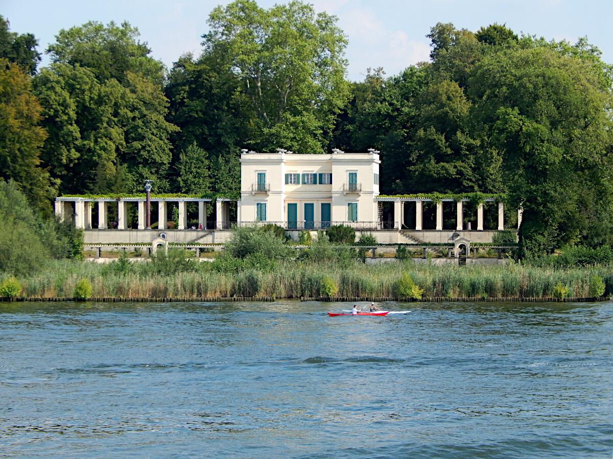 Casino im Park Glienicke (1824/25)