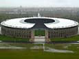Olympiastadion - Blickrichtung Ost vom Glockenturm