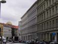 Tucholskystrae mit Synagogenkuppel