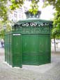 Gendarmenmarkt - Historisches Toilettenhuschen