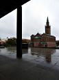 Neue Nationalgalerie (1965-68) - im Hintergrund St.-Matthus-Kirche (1845; Rekonstr. 1956-60)