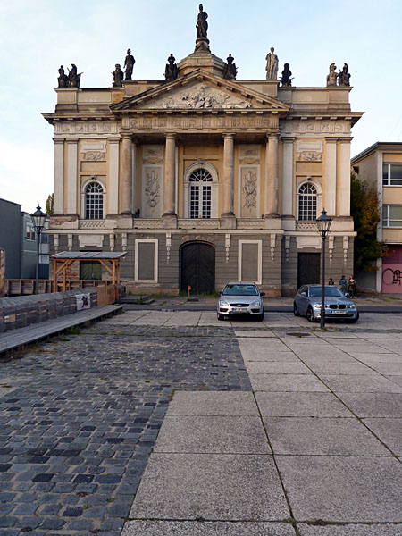 Breite Strae - Langer Stall (erhaltene Portalfassade von 1781)