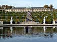 Schloss Sanssouci (1745-47) - mit Weinbergterrassen