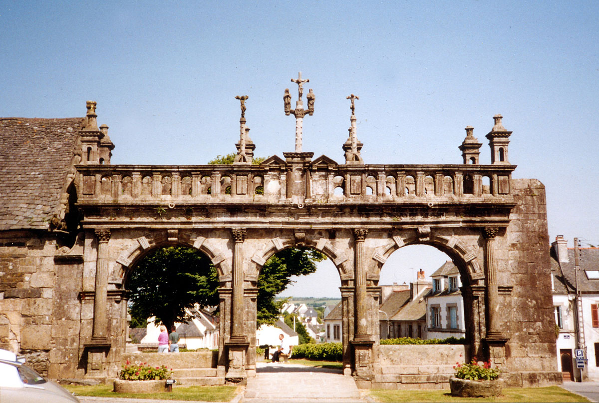 Sizun - L'Arc de Triomphe (1585-88)