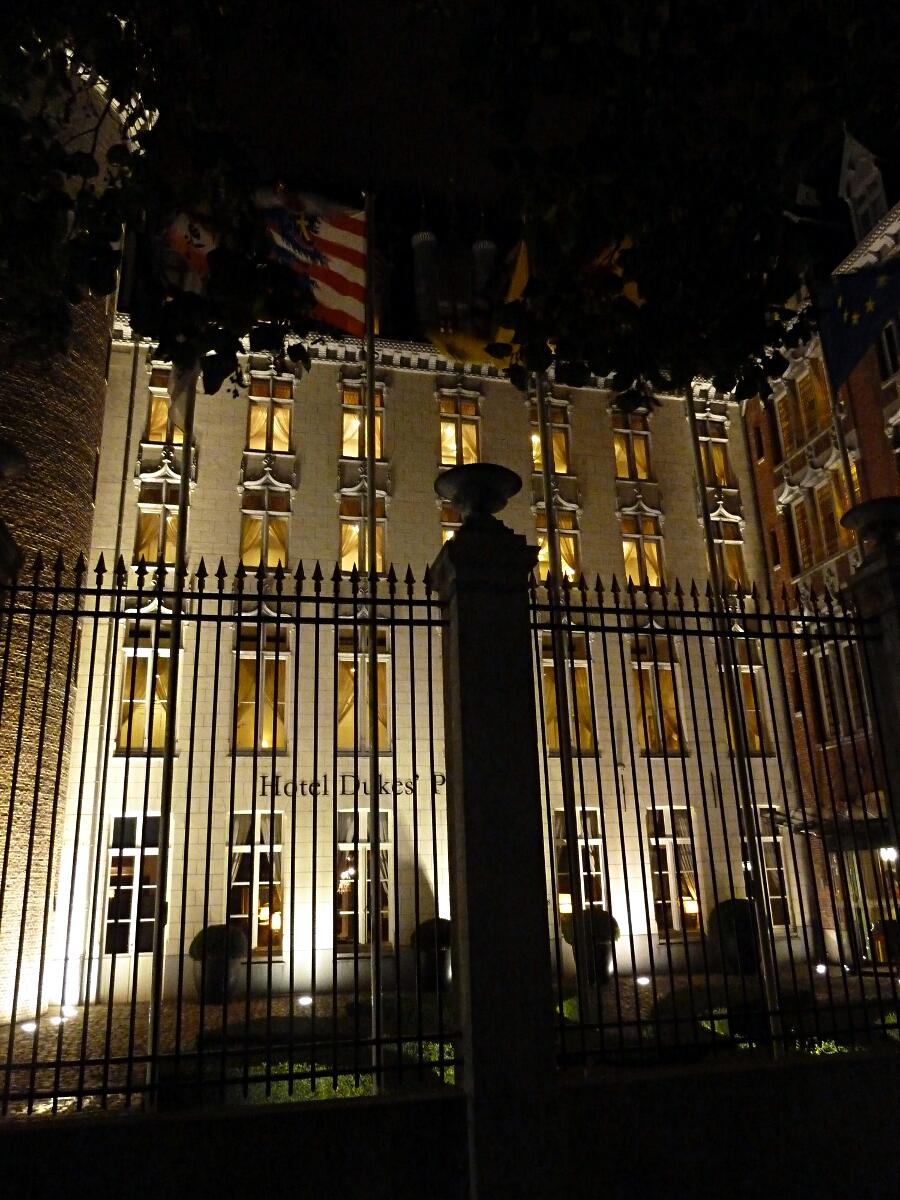 Prinsenhof - heute 'Hotel Dukes' Palace'