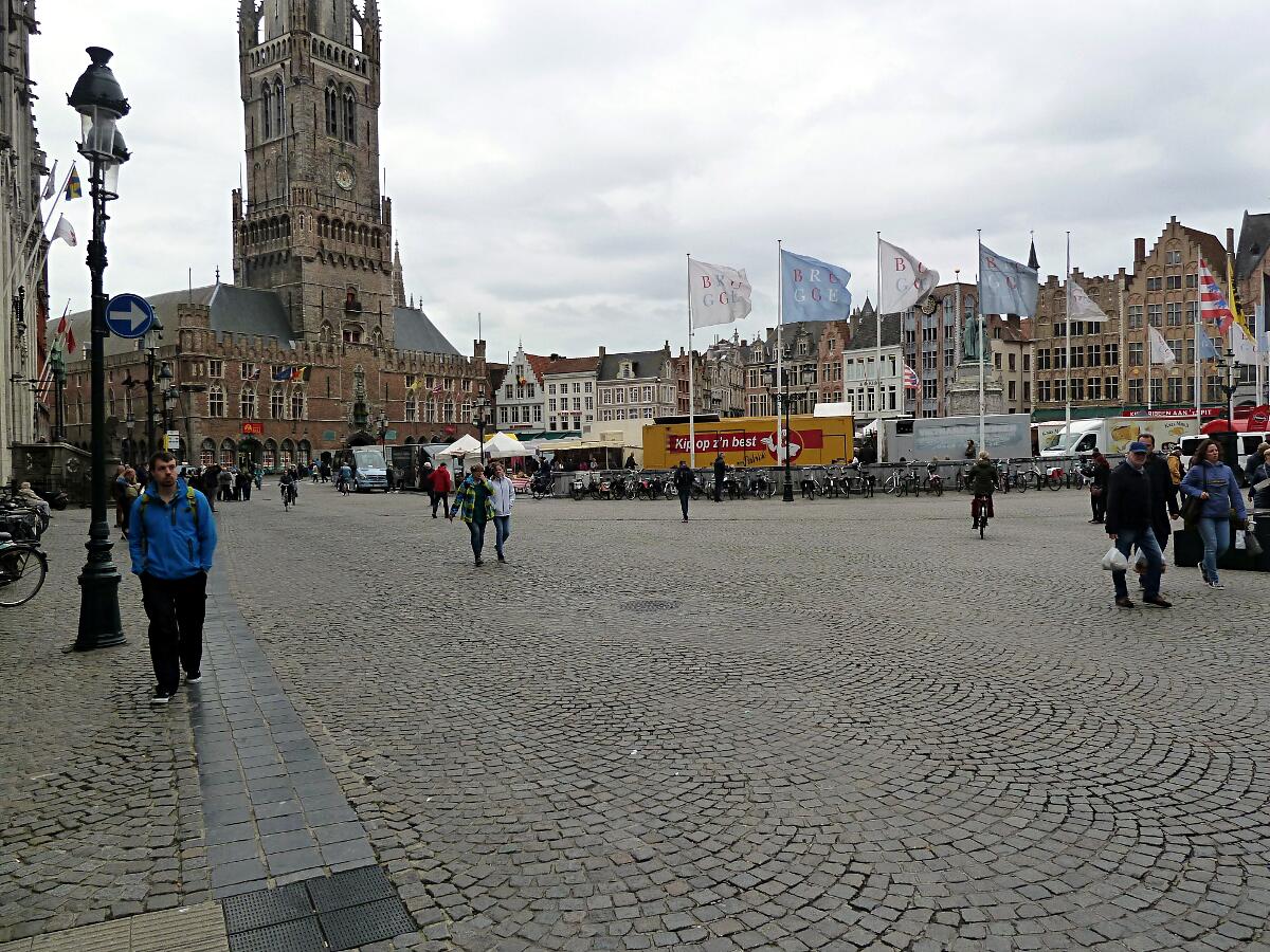Grote Markt - Belfort van Brugge (ab 1240; 1487; 1822)