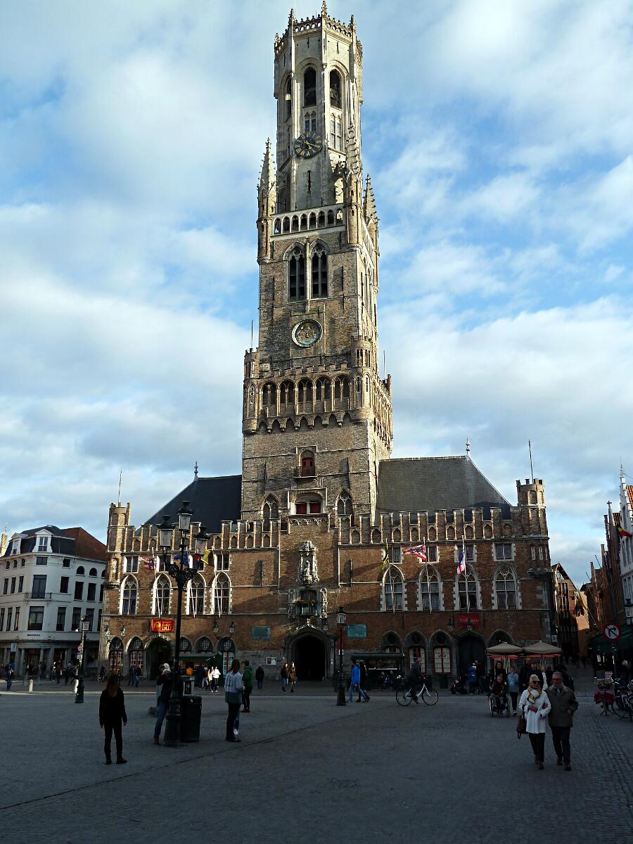 Grote Markt - Belfort van Brugge (ab 1240; 1487; 1822)