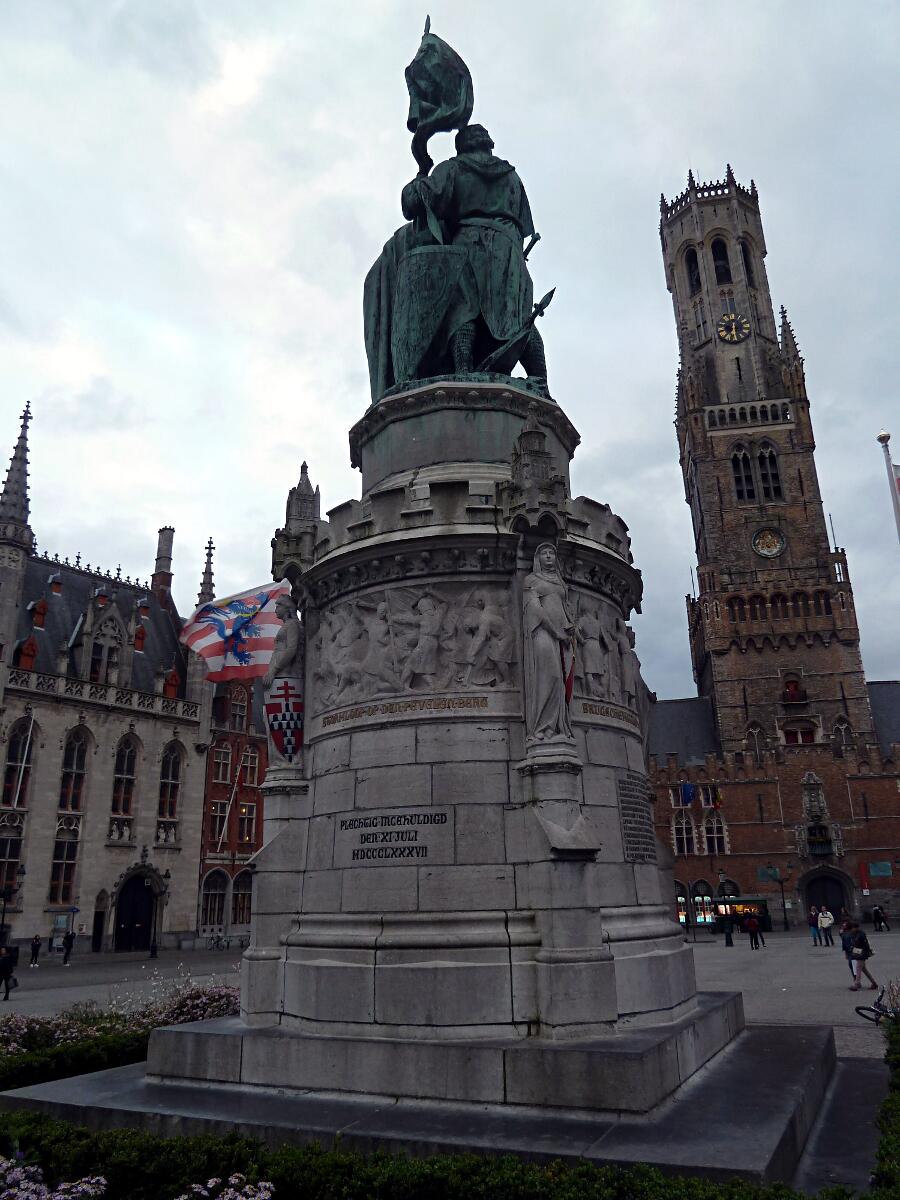 Grote Markt - Monument Jan Breydel