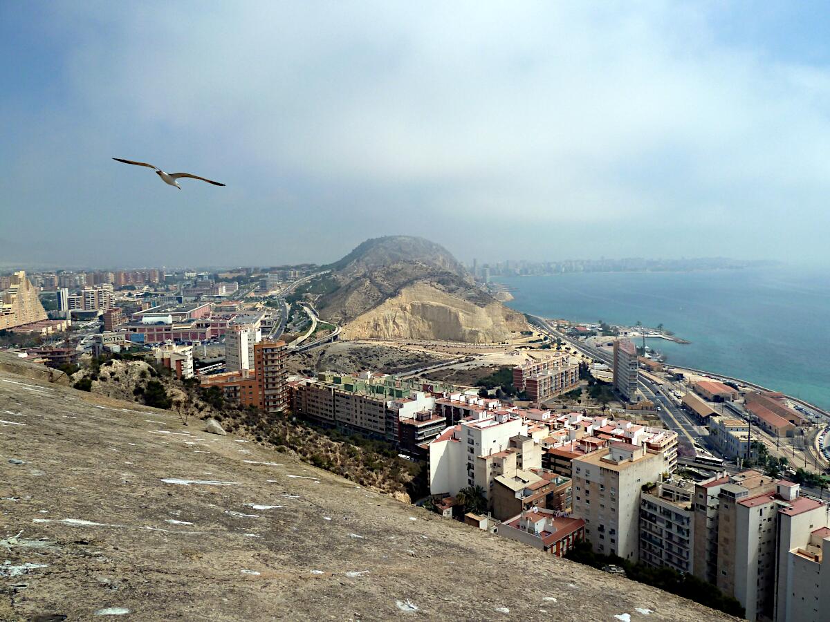 Alacant - Blick vom Castell de la Santa Brbara (Blickrichtung Nordost, Serra Grossa)