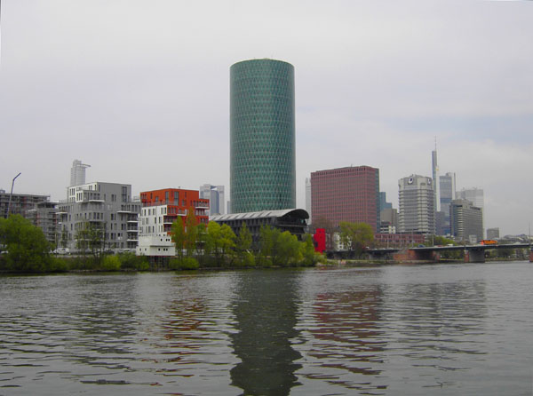 Westhafenviertel (Westhafen-Tower)