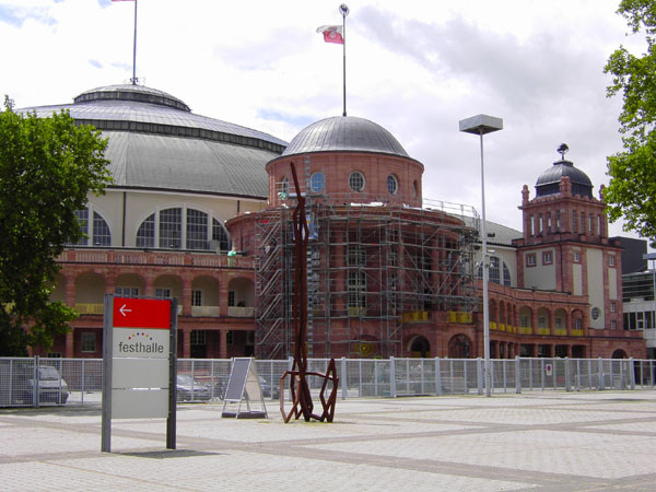 Festhalle - mit Kuppelrekonstruktionen (1907-08, 2008)