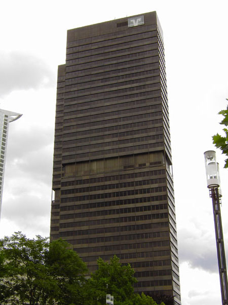 DZ Bank - 'Selmi-Hochhaus', vor Fassadenumgestaltung (142 m)