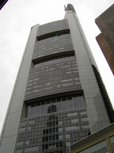 Commerzbank (259 m)