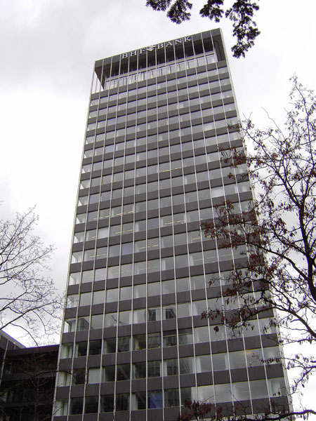 BHF-Bank (82 m)