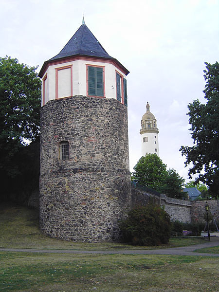 H�chster Stadtmauer - Ochsenturm (ca. 13. Jh.)