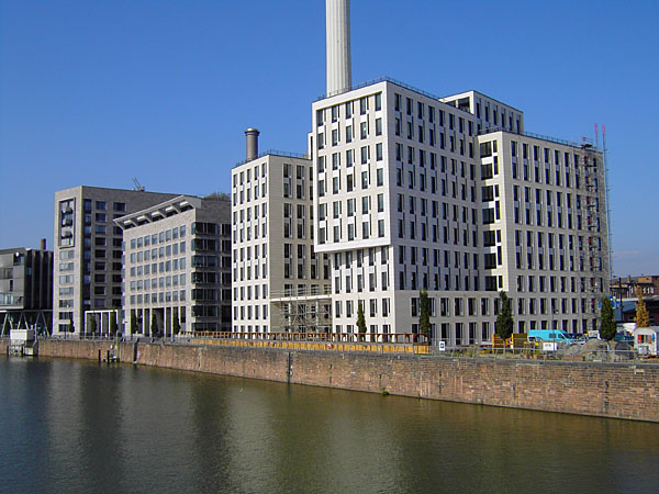 Westhafenviertel (Torhaus Westhafen und Werfthaus)