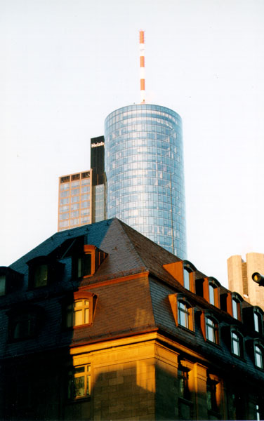 Main Tower - Helaba (200 m)