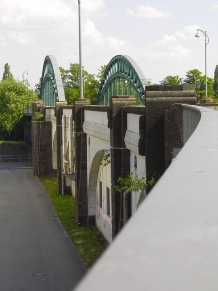 Osthafen (Schmickbr�cke)